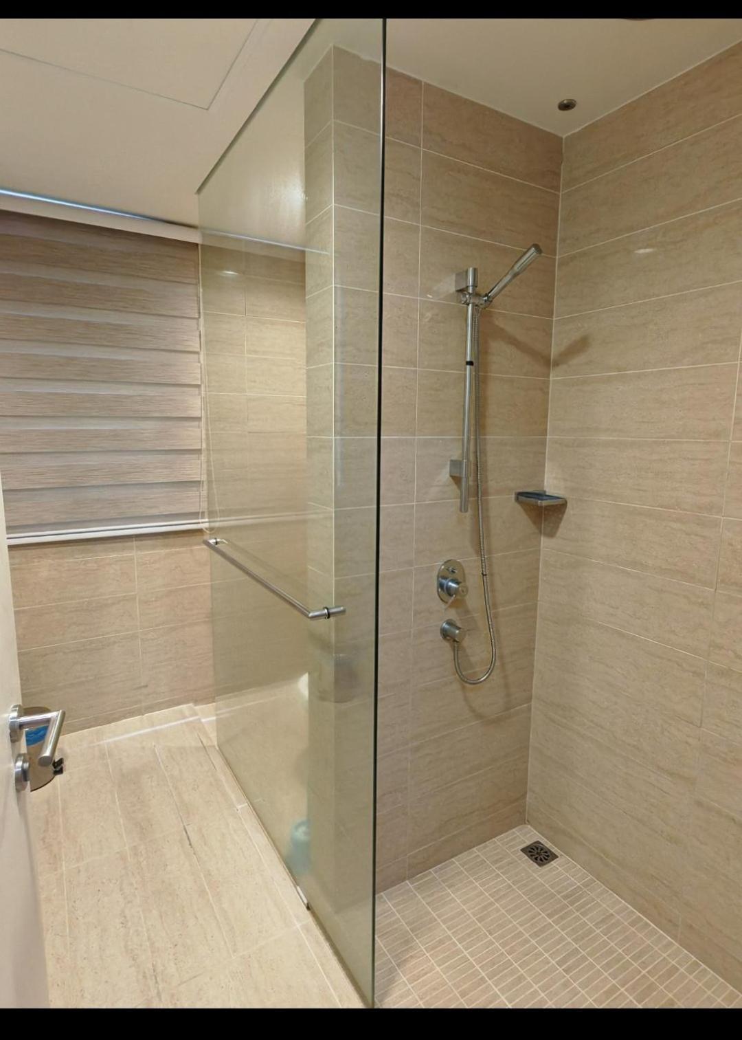 By The Sea Batu Ferringhi Beach Front Apartment Suite מראה חיצוני תמונה